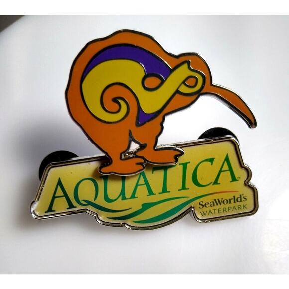 Seaworld Kiwi Bird Aquatica, Waterpark Pinback Enamel Badge Pin Vintage Scarce - Picture 1 of 2